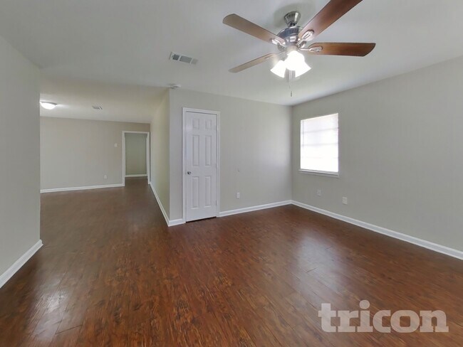 Photo - 5234 Jorns St