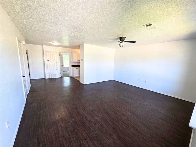 Photo - 3501 SW Victoria Pl