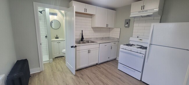 Photo - Swadley Apartments