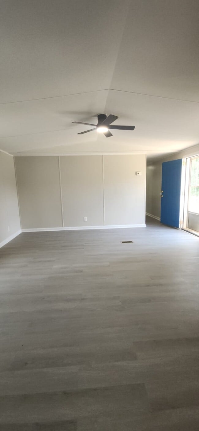 Photo - 19 Whispering Pines Cir
