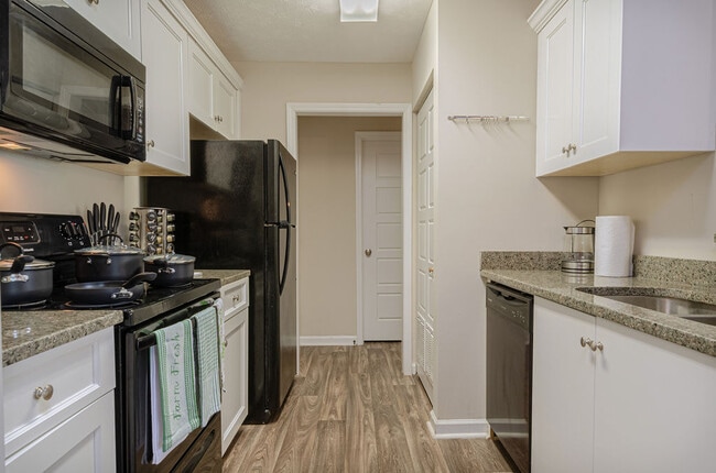 LEGENDS 2 BR | 2 BA - Kitchen - Legends at Armour Avenue