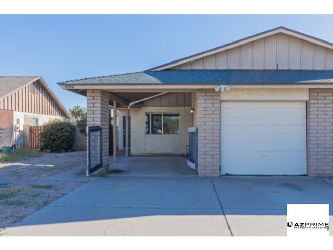 Photo - Exceptional 3/2 Tempe Townhouse - Modern C...