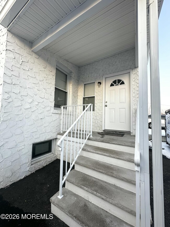 Building Photo - 55 Cutters Dock Rd Unit B