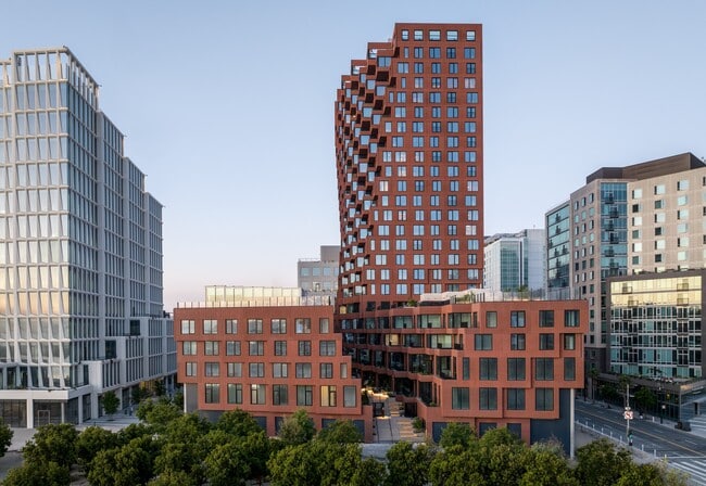Building Photo - The Canyon Rental
