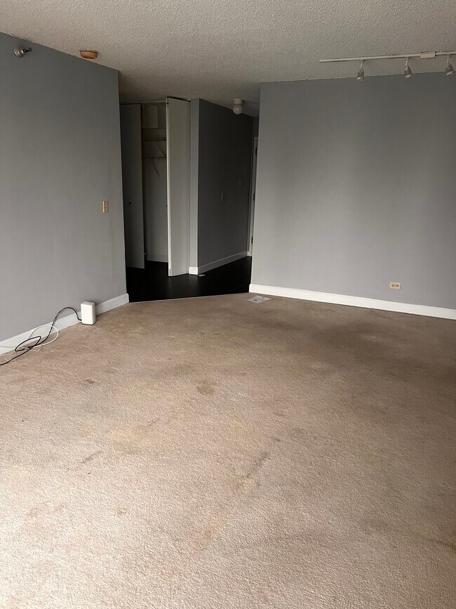 Photo - 200 N Dearborn St Unit 4408