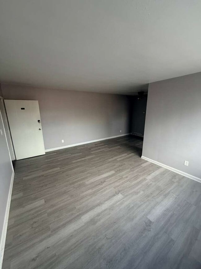 Photo - 13975 Superior Ave Unit 208