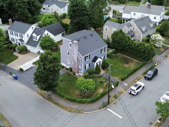 Building Photo - 17 Hatfield Rd