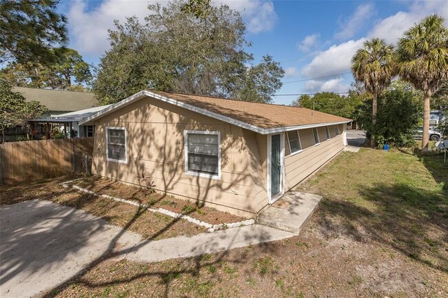 Photo - 5752 Virginia Ave Townhome