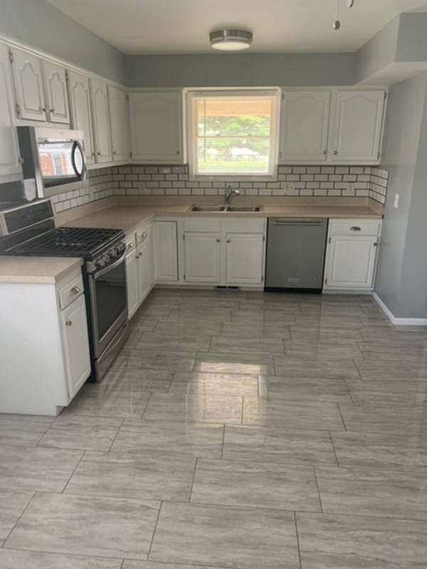 Photo - 18811 Hanna St