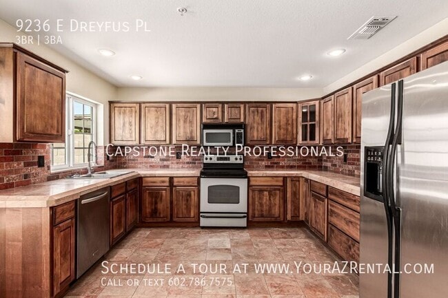 Building Photo - 9236 E Dreyfus Pl Rental