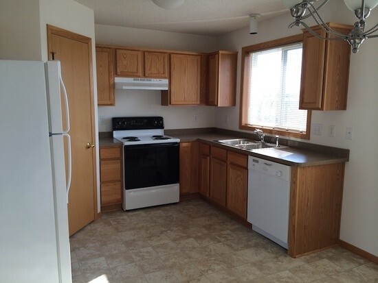 Photo - 544 Tanager Path Townhome