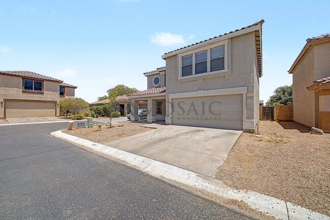 Photo - 2232 E Spruce Dr