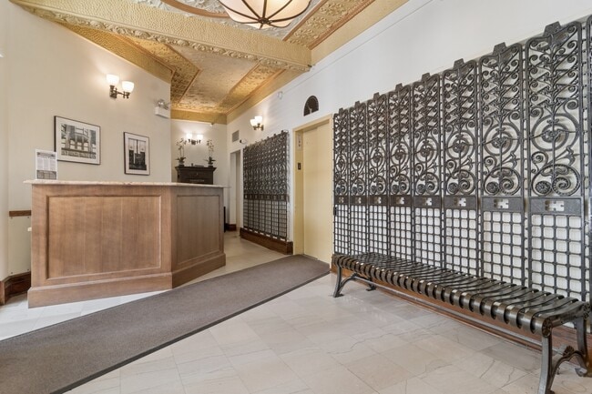 Photo - 431 S Dearborn St Unit 1004