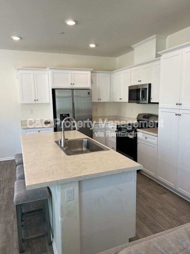 Photo - 17169 Gray Pine Pl