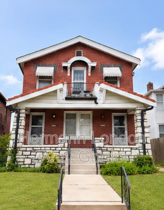 Building Photo - 5046 Winona Ave Unit #B