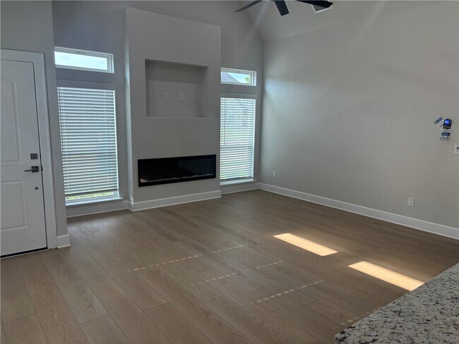 Photo - 3101 SW Lovely Ln