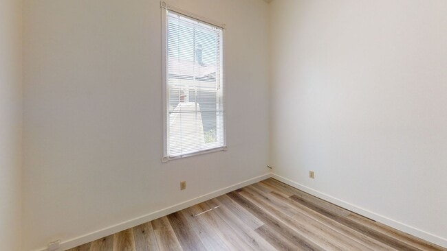 Photo - 1763 Santa Barbara Ave Unit 1