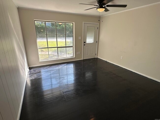 Photo - 1016 Watson Pl
