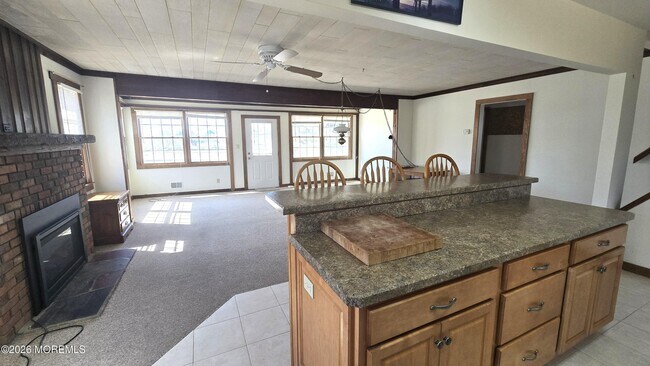 Photo - 207 Bay Blvd