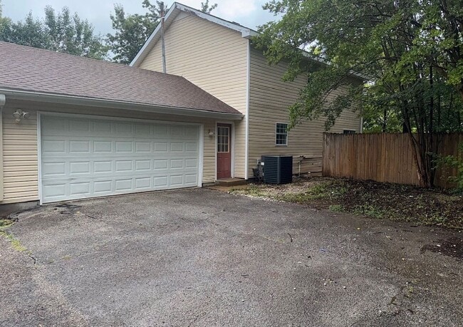 27 Hidden Valley Dr