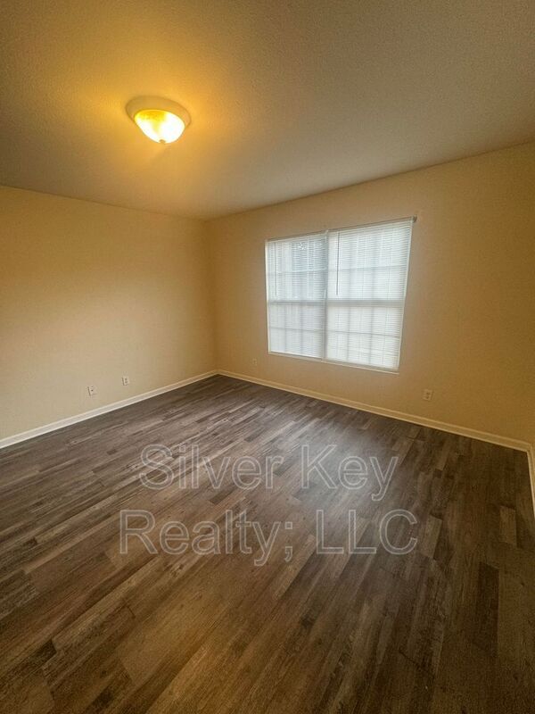 220 Willow Creek Drive Condo Unit 2 Condo for Rent in Madisonville