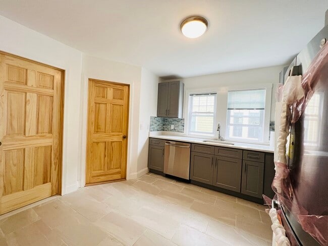 Photo - 30 Eatonia St Unit 30
