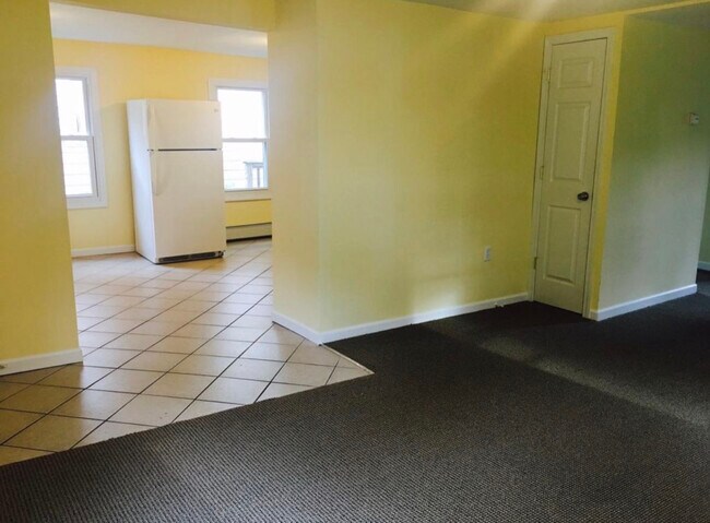 Photo - 30 Spring St Unit Down