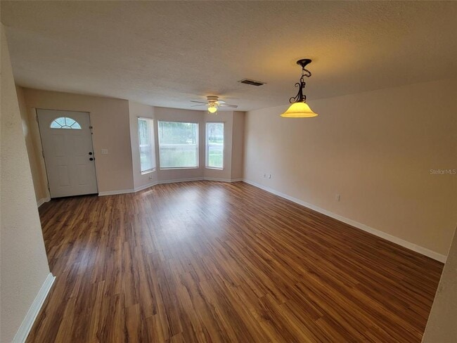 Photo - 1849 Van Allen Cir