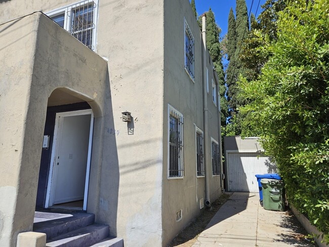 Building Photo - 4239 W 25th St Rental