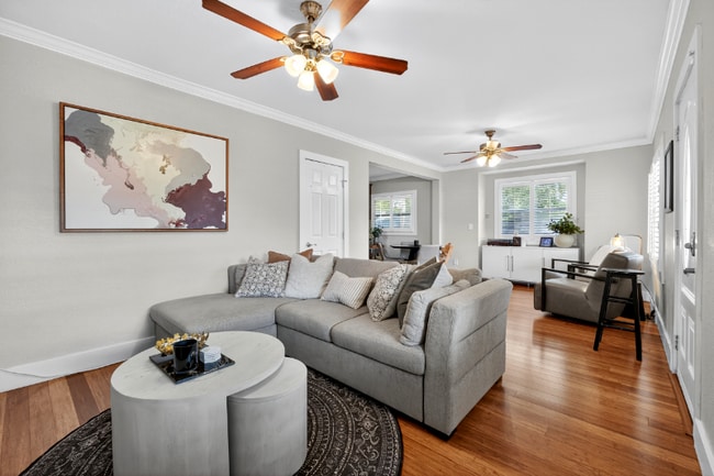 Photo - 1017 12th Ave N