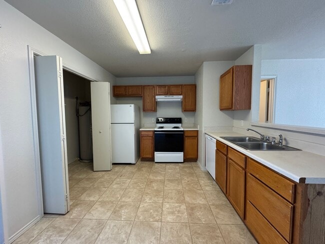 Photo - 3603 Malibu Ln Unidad # A