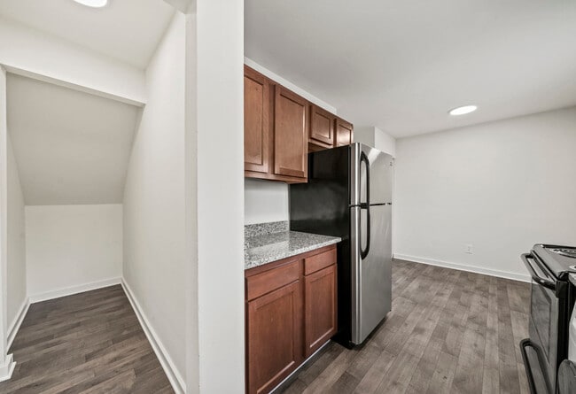 Creek Wood Townhomes