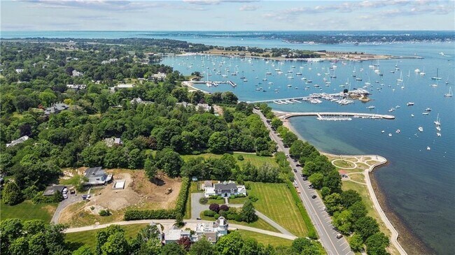 1 Harbor View Dr