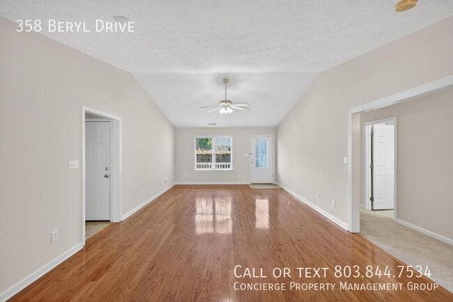 Photo - 358 Beryl Dr
