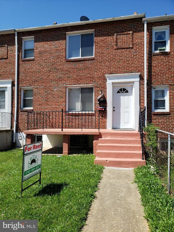 Building Photo - 5338 Nelson Ave Rental