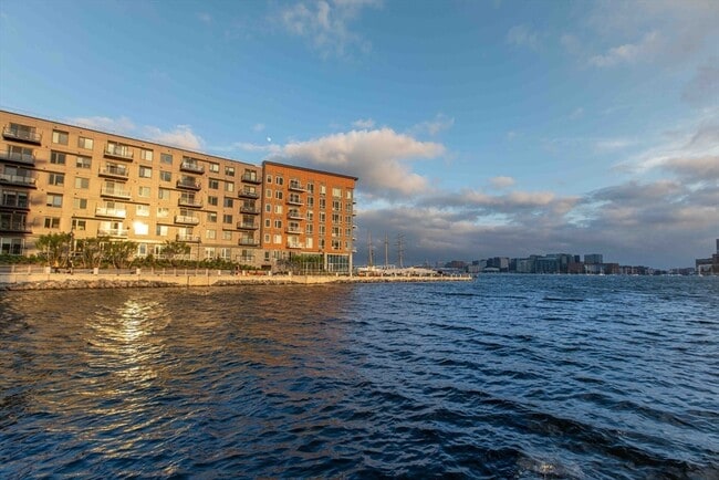 Photo - 45 Lewis St Unit 513