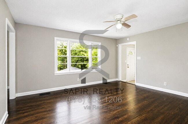 Photo - 3469 Glen Rd