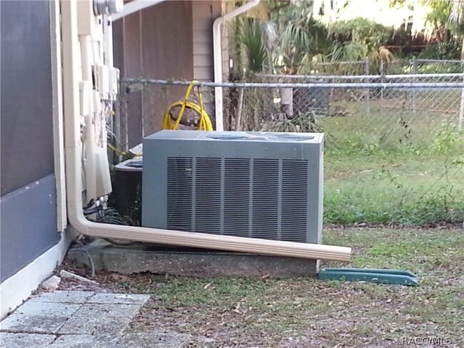 Photo - 210 Talmage Ave