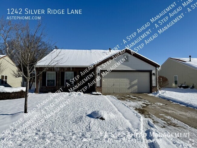 Building Photo - 4 Bedroom Brownsburg home full of amenities!