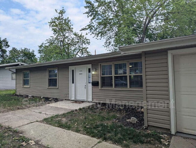 Photo - 3220 Thames Dr House