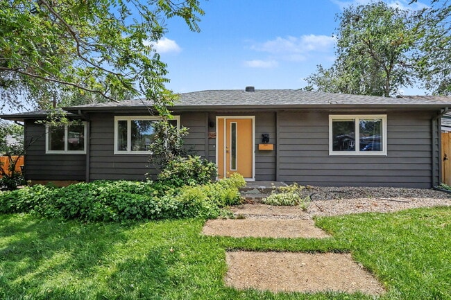 Building Photo - "Charming 3-Bed Home in Longmont – Spacious 1400 Sq Ft Living!"