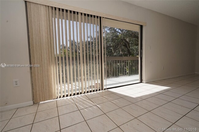 Photo - 5201 Orduna Dr Unit 12
