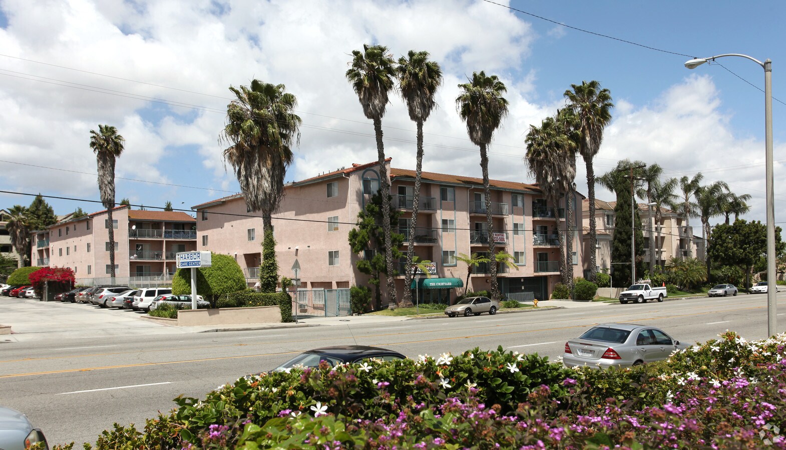 Torrance Courtyard Apartments - Torrance Courtyard Apartments