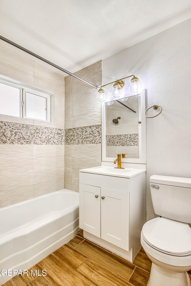 Photo - 8818 Mt Elbert Dr