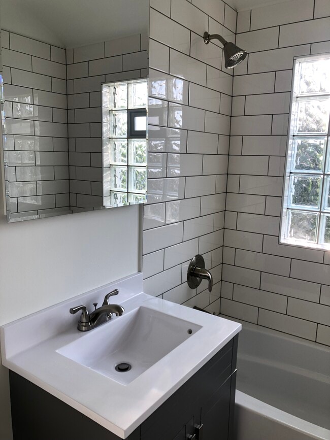 Photo - 10641 S Artesian Ave