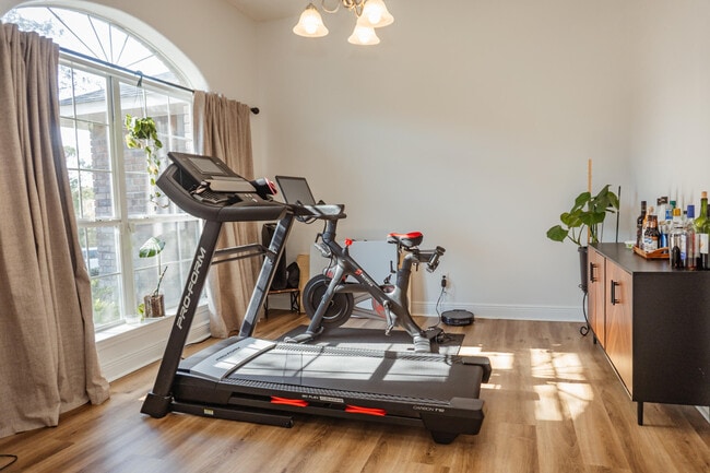 Photo - 641 Territory Ln