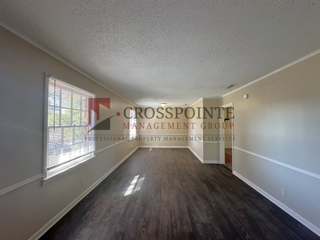 Available Now! Newly Updated 3 Bedroom 2 B... - Available Now! Newly Updated 3 Bedroom 2 B...