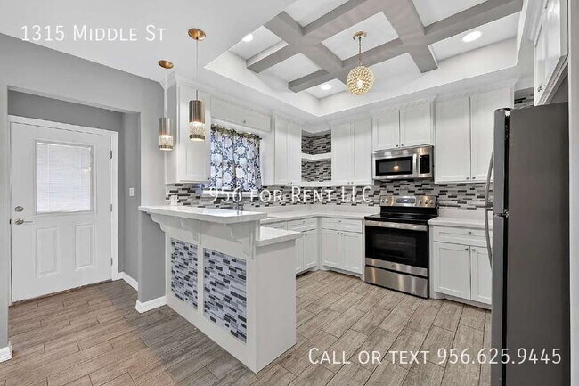 Photo - 1315 Middle St