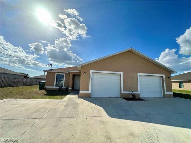 Building Photo - 3020 Skyline Blvd