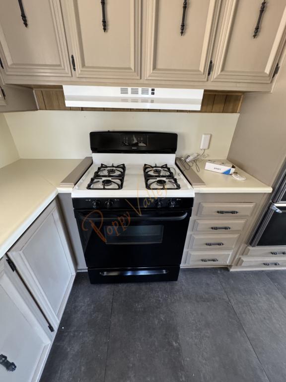 Photo - 2380 Carver Ave